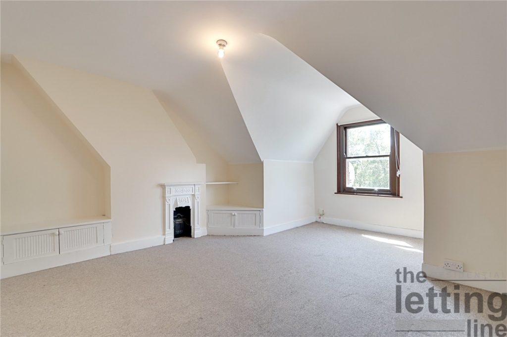 The Ridgeway, Enfield, Middlesex, EN2 8NX
