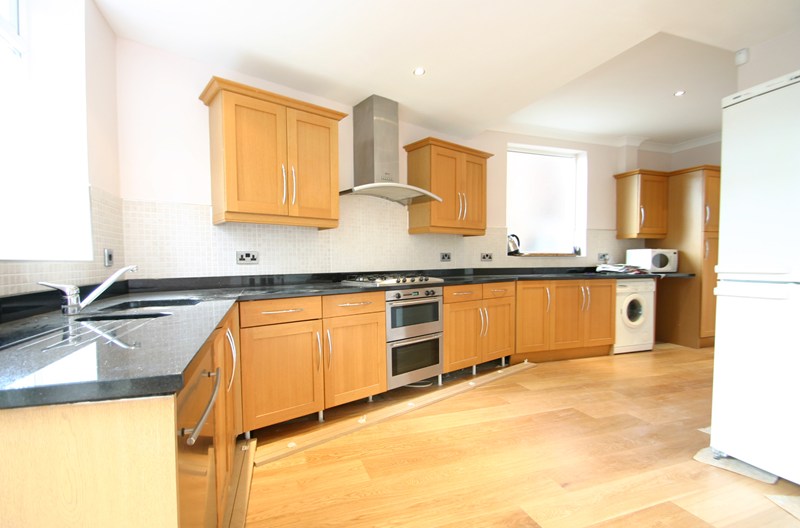 Amberley Road, Enfield, Middlesex, EN1 2QZ The Letting Line