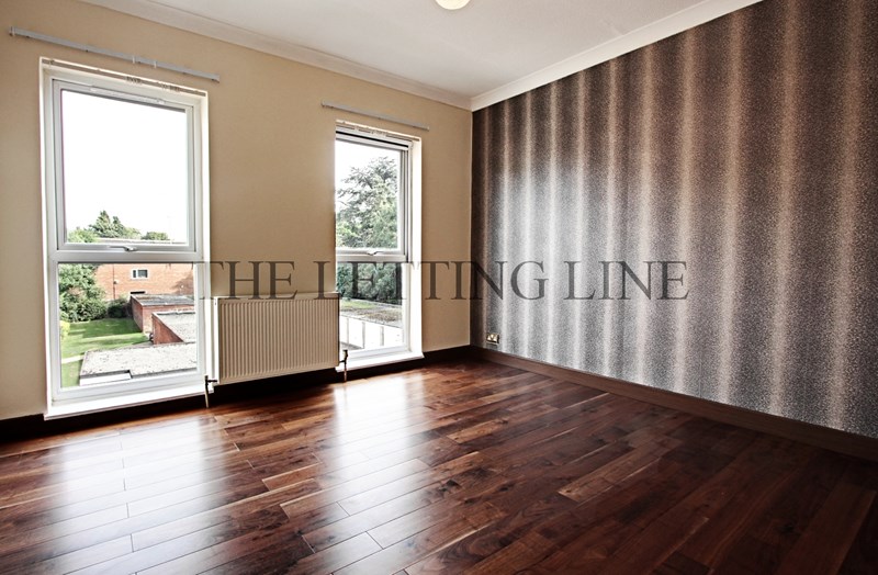 Roundhedge Way, Enfield, Middlesex, EN2 8LD