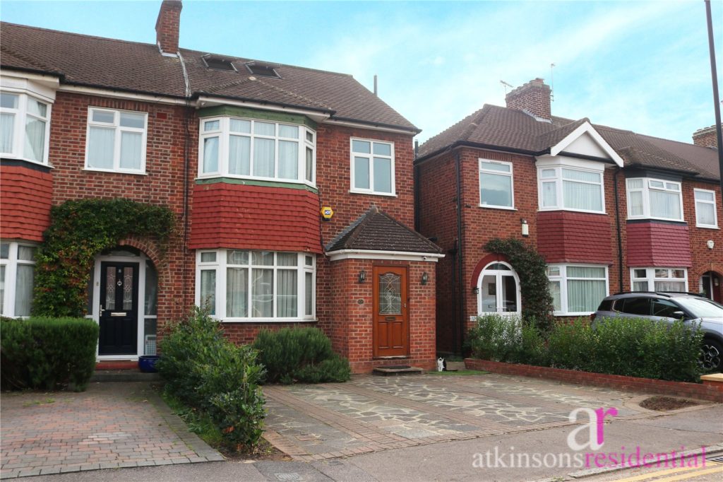 Weardale Gardens, Enfield, Middlesex, EN2 0BA