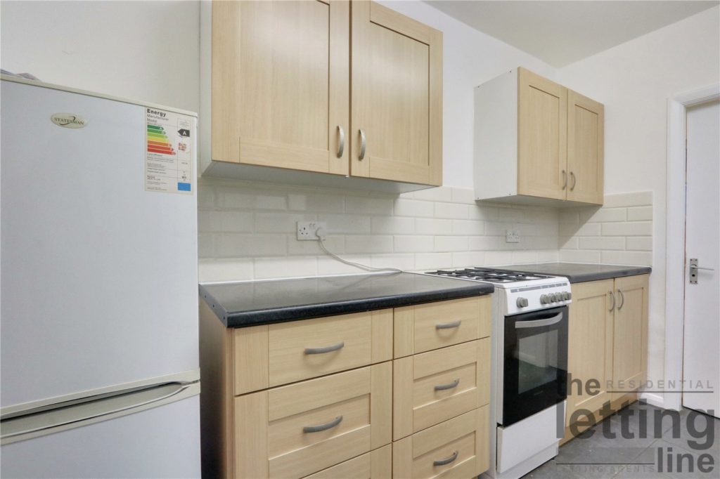 Wellington Avenue, London, N9 0RP