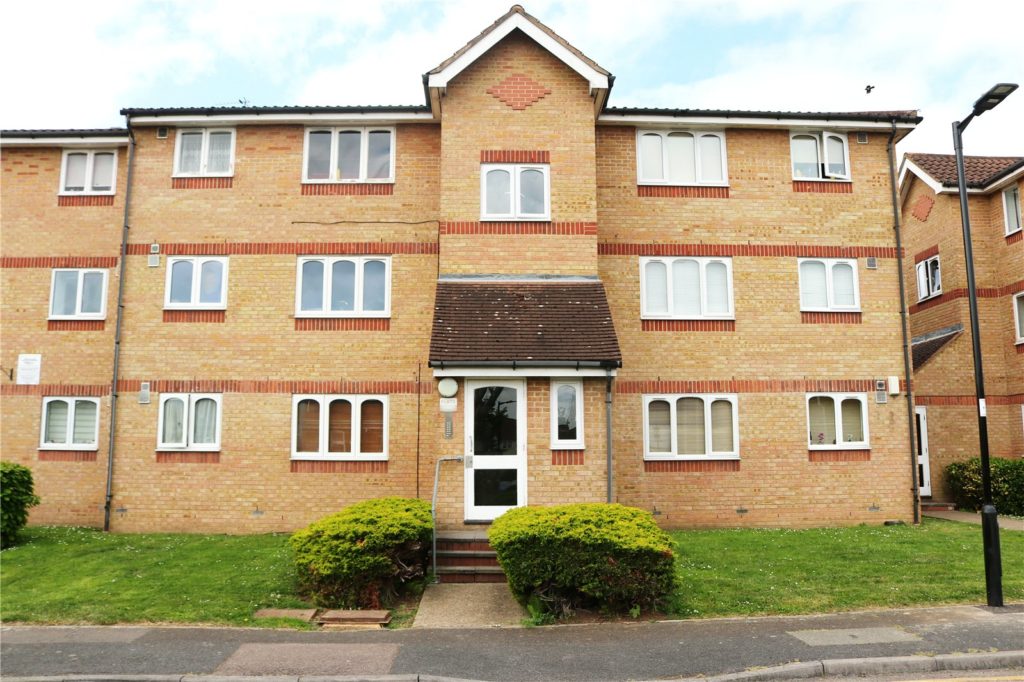 Waddington Close, Enfield, Middlesex, EN1 1NB