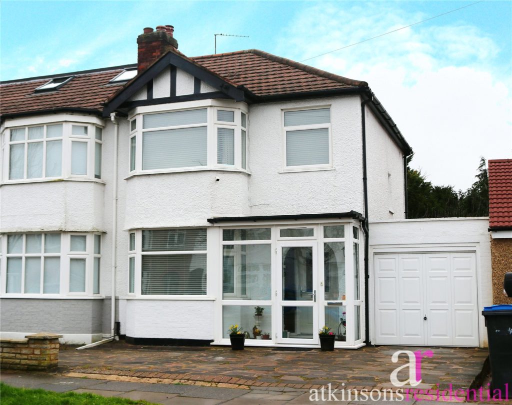Buckingham Close, Enfield, Middlesex, EN1 3JQ