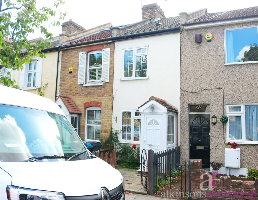 Gordon Road, Enfield, Middlesex, EN2 0PY