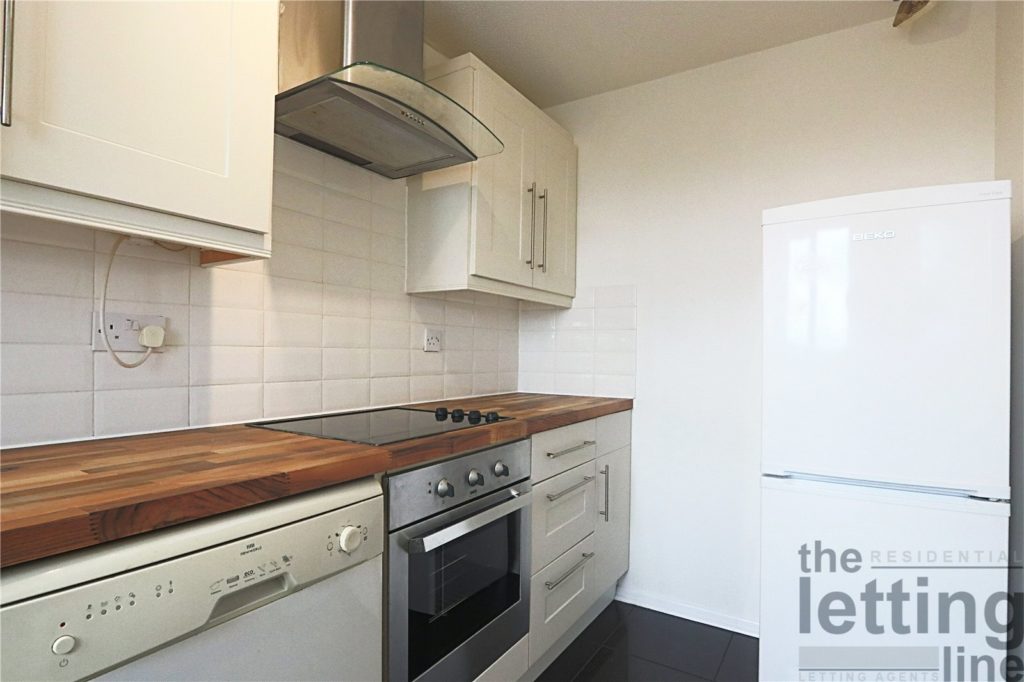 Linwood Crescent, Enfield, Middlesex, EN1 4UR