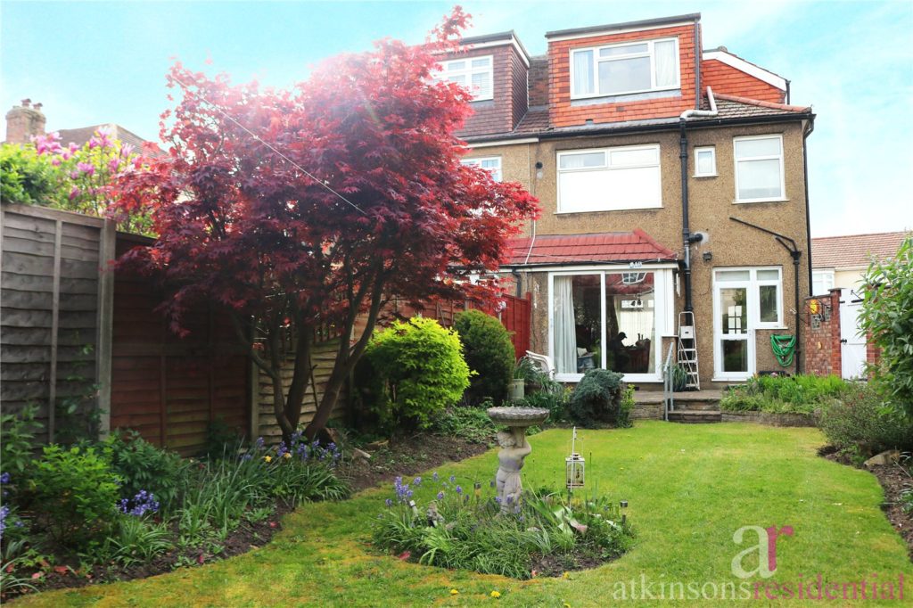 Herrongate Close, Enfield, Middlesex, EN1 3BN