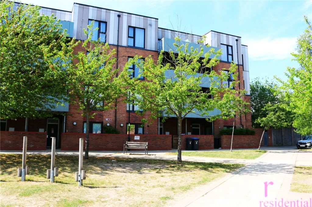 Melling Drive, Enfield, Middlesex, EN1 4DN